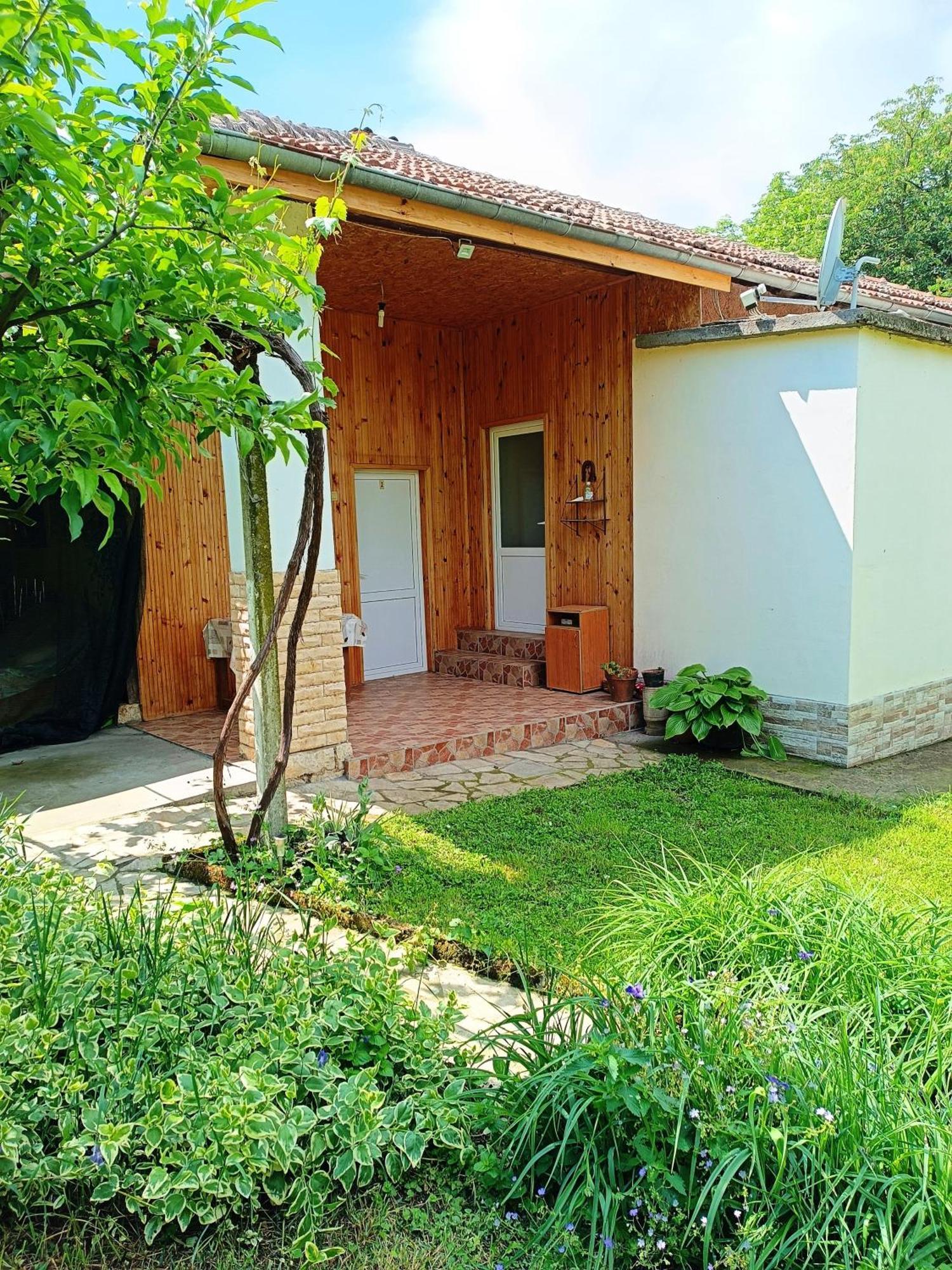קרושונה Divna Guest House מראה חיצוני תמונה