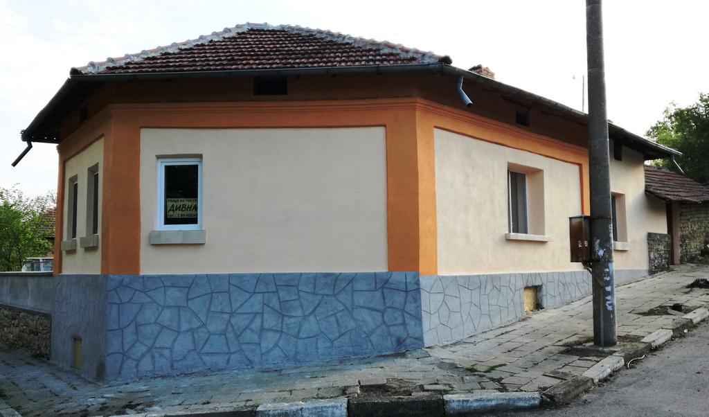 קרושונה Divna Guest House מראה חיצוני תמונה