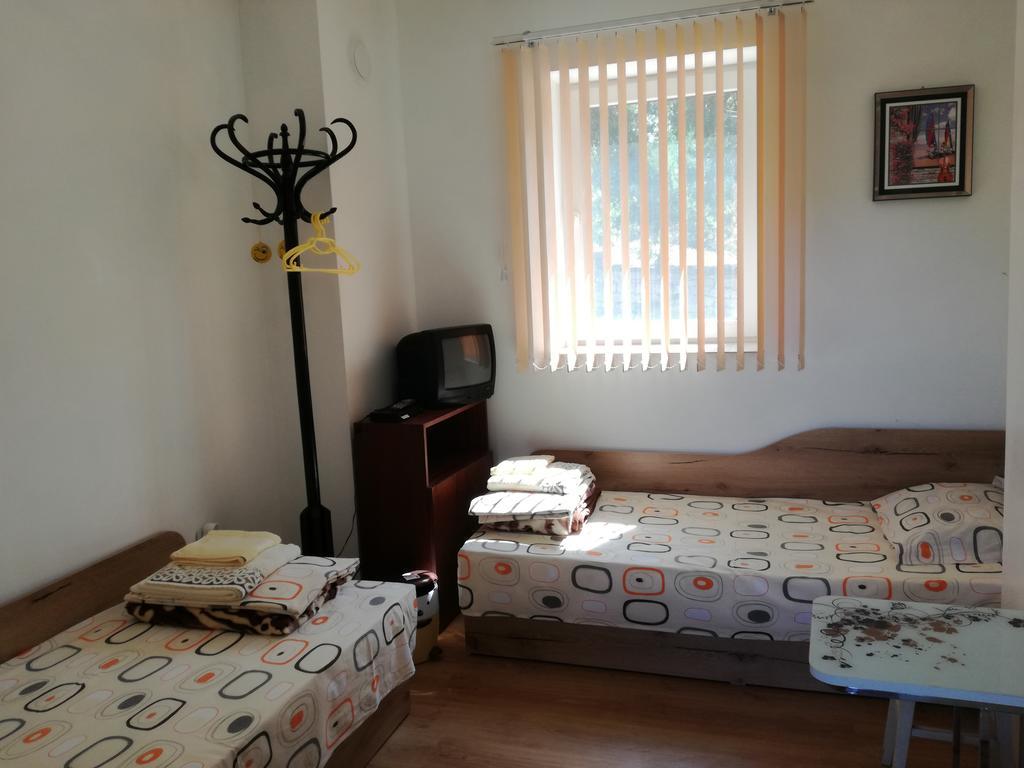 קרושונה Divna Guest House מראה חיצוני תמונה
